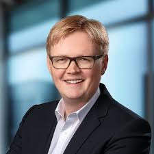 Erik Thiel leitet Kommunikation bei Vamed Gesundheit Deutschland