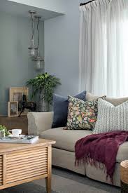 Here are 20 beautiful examples of country style lounge rooms that are as restful as they are charming. How To Rock Country Luxe Interior Design Tlc Interiors