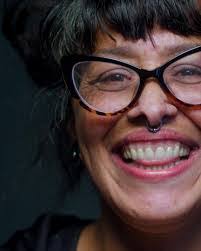 Carolyn Presnell's Instagram, Twitter & Facebook