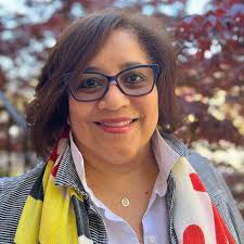 Makeover Montgomery 5 Speakers