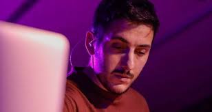 Session Keyboard & Synth Players for Hire