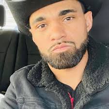 Any reputable guides or avid 🦈 anglers that could put me