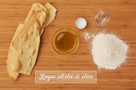 Ecco pronte le vostre lingue di suocera croccanti! Lingue Di Suocera
