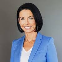 Mitzi Fox's Instagram, Twitter & Facebook