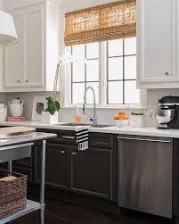 Tuxedo Cabinets With White Uppers And Black Lowers Transitional Kitchen Redo Kitchen Cabinets Best Kitchen Cabinets Kitchen Cabinets Pictures