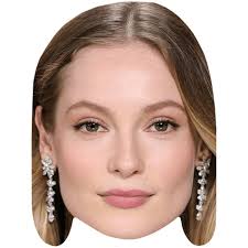 Hannah Dodd (Earrings) Mask
