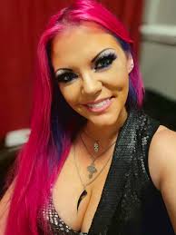 I've travelled up north east tonight to Skipsea Sands for Parkdean Resorts.  Lovely and busy tonight!! Have a lovely evening 😊 #garstonentertainments  #livemusic #singer #parkdeanresorts #lovemyjob