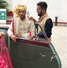 Every once in a while, a new technology, an old problem, and a big idea turn into an innovation. mayank aggarwal. Cricketer Mayank Agarwal Gets Hitched Rediff Cricket