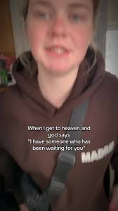 Lydia Helms's Instagram, Twitter & Facebook