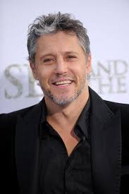 Max Ryan Pictures and Photos