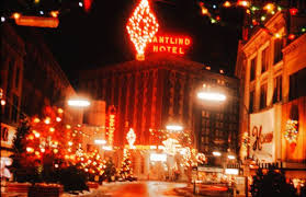 Vintage Christmas Decorations To Debut In Downtown Grand Rapids Vintage Christmas Decorations Vintage Christmas Grand Rapids