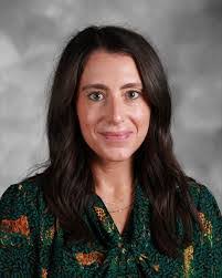 Sarah Isaacs's Instagram, Twitter & Facebook