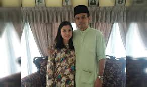 See more of lisa surihani on facebook. Lisa Surihani Hamil Anak Kedua
