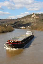 Die baggerseen links und rechts gehören nicht zu wav fischrecht. Der Neckar Vom Wilden Fluss Zur Wasserstrasse Deutschland Geliebte Bananenrepublik De
