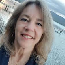 Brenda Gustin's Instagram, Twitter & Facebook