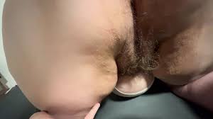 무수정 보지를 벌리는 털이 많은 소녀 Porno Videos | xHamster