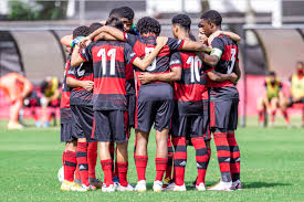 Independente se o jogo ocorre no estádio nilton santos (rio de janeiro) embora o histórico deixe a torcida do botafogo confiante neste jogo de futebol ao vivo, é preciso cautela. Jogo Do Flamengo E Botafogo No Sub 17 Hoje 7 6 Como Assistir E Horario Dci