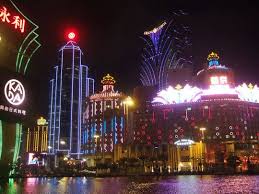 I Want To Go Macau Again When I Am In Hong Kong It S Larger Than Life Biggestgamblingcityintheworld China Fun Asiasanswertovegas Macau Travel Tour Packages