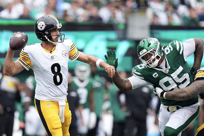 Aaron Rodgers, Steelers top Jets with late field goal in thrilling  comeback: Key takeaways - The Athletic