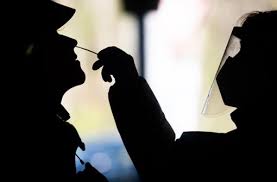 Die zahl derjenigen, die schon eine zweite impfung erhalten haben, stieg auf mehr als 142 000, wie das amt. Coronavirus In Baden Wurttemberg Inzidenz Im Sudwesten Sinkt Weiter Leicht Baden Wurttemberg Stuttgarter Nachrichten