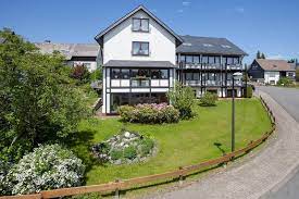 Am arbeisetag bitten wir sie, ihr zimmer bis 11:00 uhr frei zumachen. Hotel Haus Andrea Winterberg Stadt Winterberg Unterkunfte