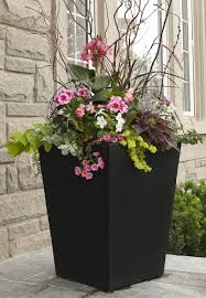 Best 15 Stunning Summer Planter Ideas To Beautify Your Home Flower Pots Outdoor Summer Planter Container Gardening Flowers