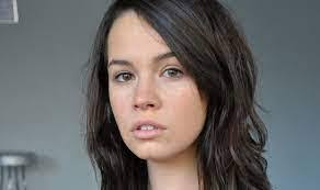 Larry Matthys's Instagram, Twitter & Facebook