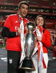 O treinador do benfica, bruno lage, levou a família ao festival panda. A Mulher Da Vida De Bruno Lage A Ferver Vidas