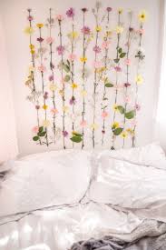 Diy Flower Wall Dorm Wall Decor Diy Flower Wall Dorm Room Inspiration