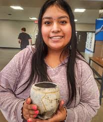 Bailey Grissom's Instagram, Twitter & Facebook