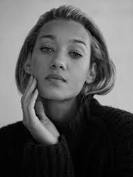 Ebony Stark's Instagram, Twitter & Facebook