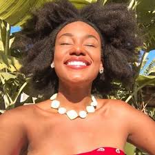 Samara Torres (@samaratorres_)