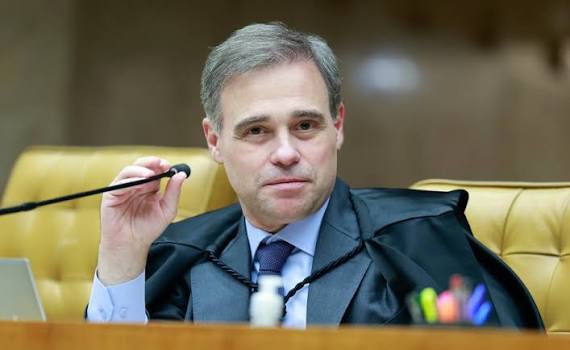 Elogiado por atuação técnica, André Mendonça se consolida no STF ao assumir investigações de destaque e