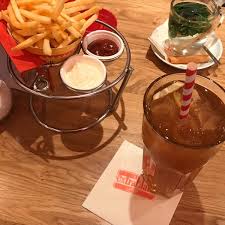 Wodka, licor 43, sahne, maracujanektar, grenadine mehr. Cafe Extrablatt Grevenbroich Nordrhein Westfalen