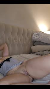 galleries & more at Babepedia