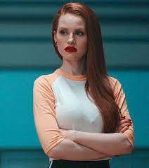 As riverdale gets ready for a monumental celebration, archie receives after the death of one of the rich and popular blossom twins on the 4th of july, the small town of riverdale investigates the murder. Bad Girl Style Cheryl Blossom Riverdale Cheryl Blossom Riverdale Riverdale Cheryl Cheryl Blossom