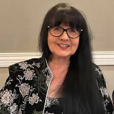 Vickie Candlish, Real Estate Broker,Century 21 Creative Realty,765-438-2658 