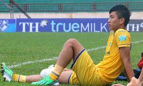Indonesia tiết lộ tình hình chấn thương trước trận gặp việt nam. Nong Phan VÄƒn Ä'á»©c Cháº¥n ThÆ°Æ¡ng Pháº£i Nghá»‰ Má»™t Thang