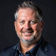 An impromptu Monitor Liability alumni get-together! It was great to see  everyone! Until next time... cheers!