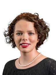 Lauren Groth's Instagram, Twitter & Facebook