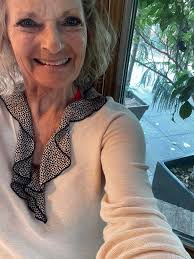 These are sweatshirts that the clothing store had. I'm still wearing mine  after 7 years!