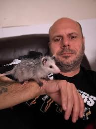 Nobody loves me because I'm not beautiful