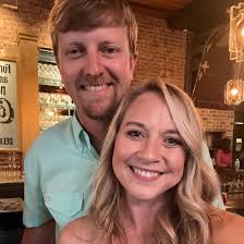 Is anyone interested in a 2005 Ford F-250 Super Duty Lariat stocker in  Hattiesburg, MS?