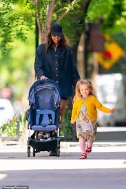Bradley cooper's daughter lea, 2, looks too cute in pink coat & hat for outing with irina shayk. Irina Shayk Beams In Bicycle Shorts During Mask Free Stroll With Her Daughter Lea De Seine In Nyc Daily Mail Online