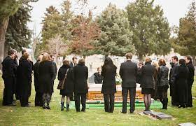 No service at the funeral home or graveside, she tweeted. Simple Graveside Service Program Templates Lovetoknow
