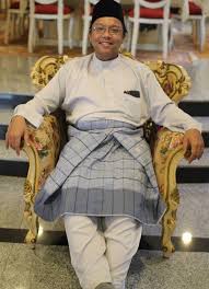 Halaman timeline artikel terbaru profil amir hamzah penulis media online di kompasiana.com. Amir Hamzah Bin Amha Home Facebook