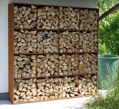 Gestalten Mit Holz Metall Naturstein Herrhammer Gartner Von Eden Brennholz Lagerung Brennholz Gartengestaltung