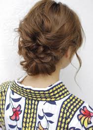 浴衣で番可愛い髪型はコレ大人のミディアムアレンジ集 ヘ ヘアスタイルのアイデア ヘアスタイルのアイデア ヘアスタイリング 可愛い髪型