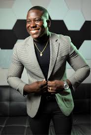 Community-driven cop and pastor Timothy Roberts spreads love ...