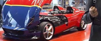 Youtube channel thetfjj recently witnessed the delivery of the monza sp2 at the hr owen speaking more specifically, the 750 monza and 860 monza were used as the inspiration for the car's. Ferrari Monza Sp2 Spotted Inside Factory Shows Fangio 290 Mm Spec Autoevolution